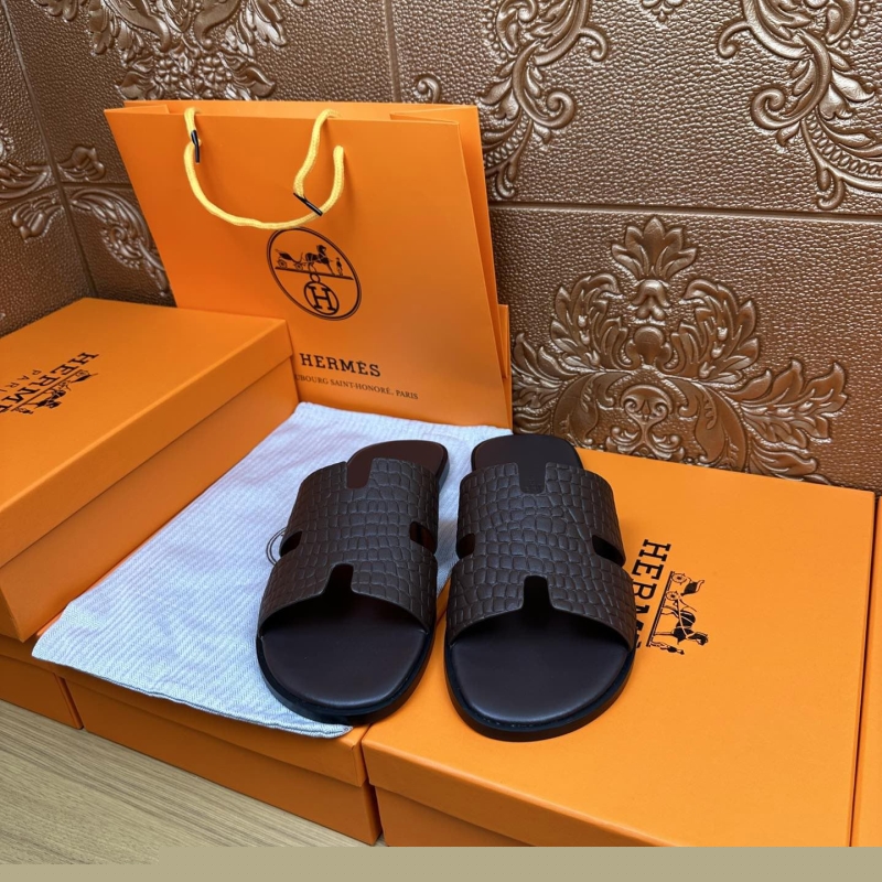 H**mes slippers